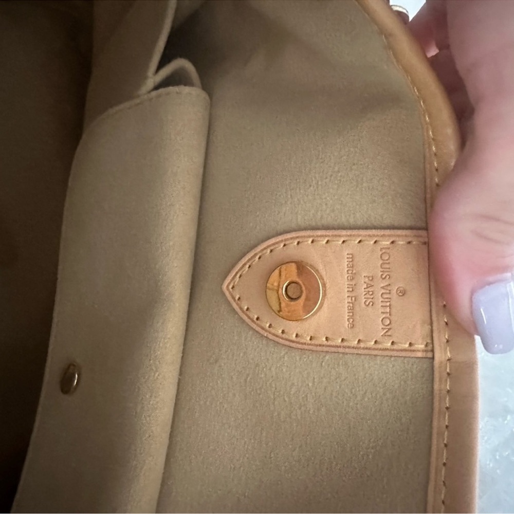 Louis Vuitton Galliera PM - Picture 10 of 10